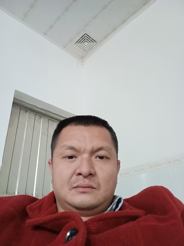 兰成龙的第一张照片--龙岩残疾人相亲网