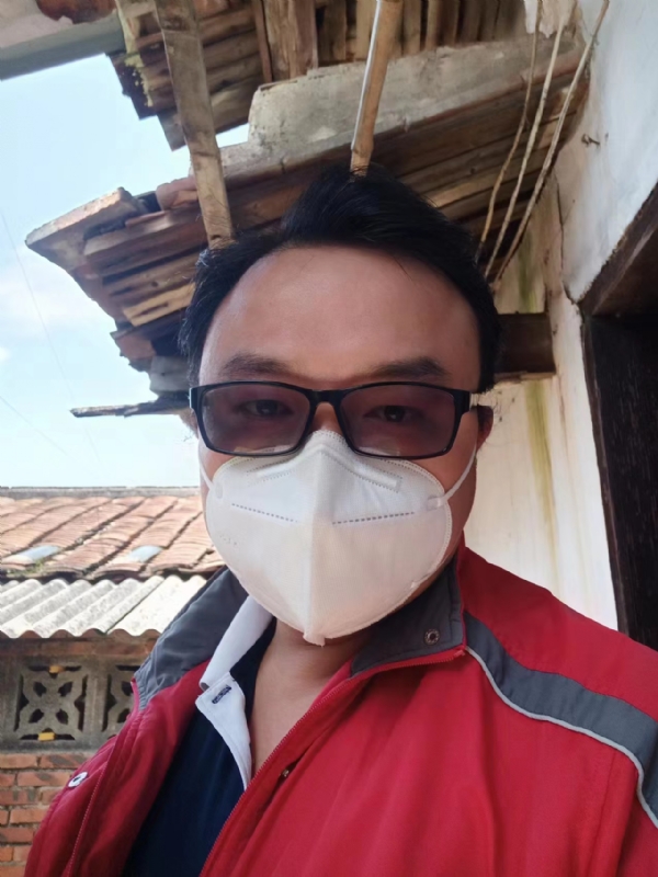 如影随形的第一张照片--龙岩残疾人相亲网